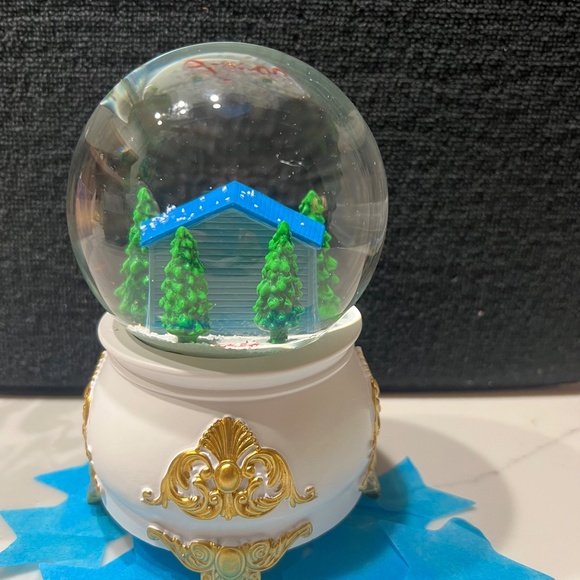 Ready to Ship Taylor Swift Lover Snowglobe - Picture 6 of 7